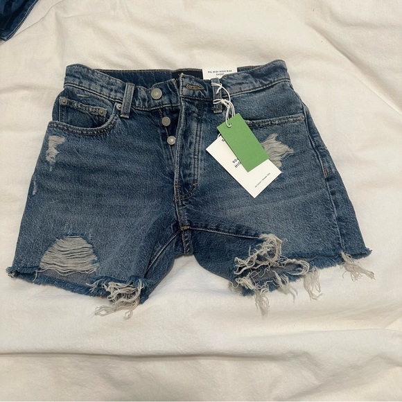 Lucky 90's Midi High Rise Short - Picture 5 of 8